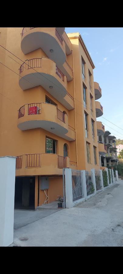 Rigandi Durrës Exterior foto