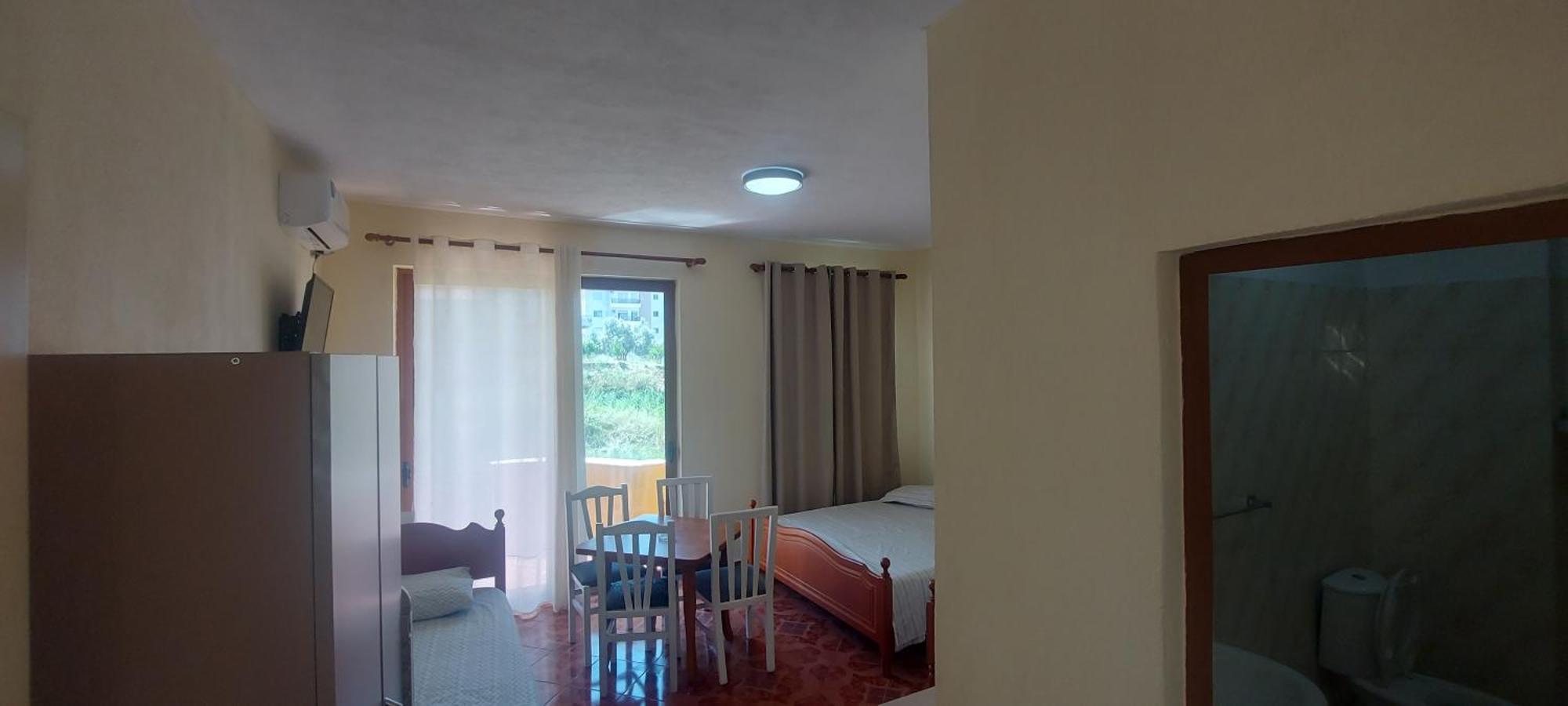 Rigandi Durrës Quarto foto